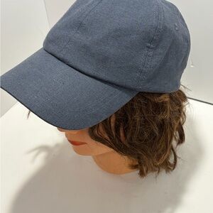 H&M Women’s Casual Gray Cap/Hat NWOT